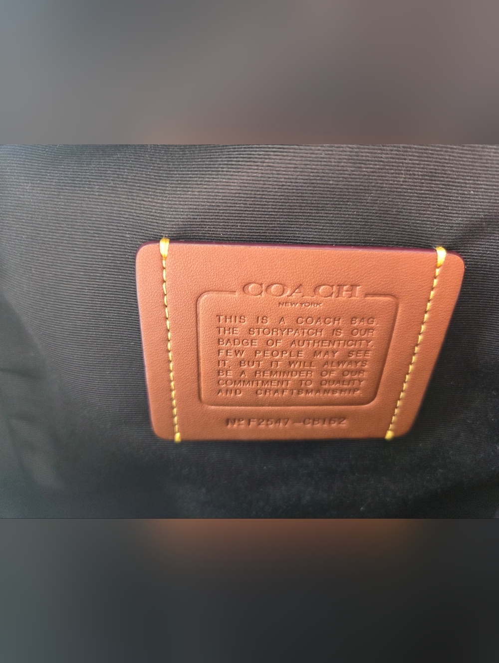 Coach Turnlock Sling Bag Tan Smooth Leather - Picture 7 of 7